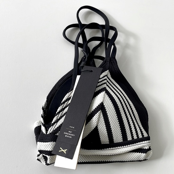 NWT Vitamin A black white stripe longline racerback crop top plunge V bikini pad - Picture 16 of 16